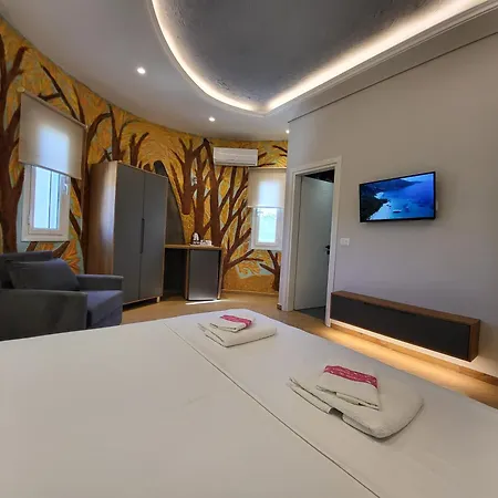 Sarti Апартаменты